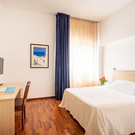 Majesty 4* Μπάρι