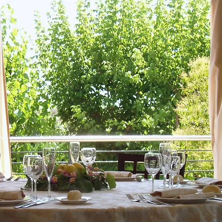 Готель Majesty 4*