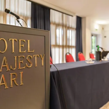 Majesty 4* Барі