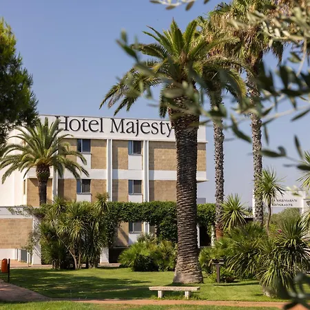 Majesty 4*